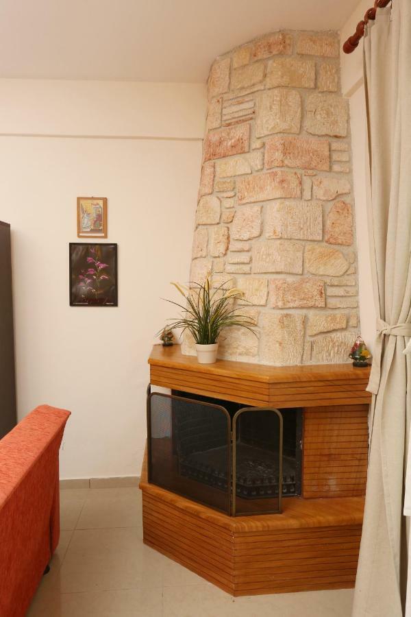 Villa Argo 3 - Beachfront, Big Gardens, Location! Пефкохори Екстериор снимка