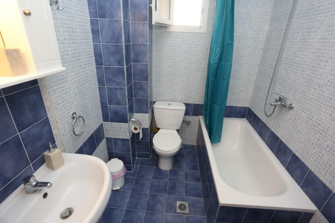 Villa Argo 3 - Beachfront, Big Gardens, Location! Пефкохори Екстериор снимка